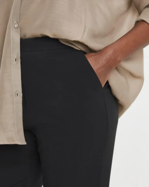Black Capri Cropped Trousers