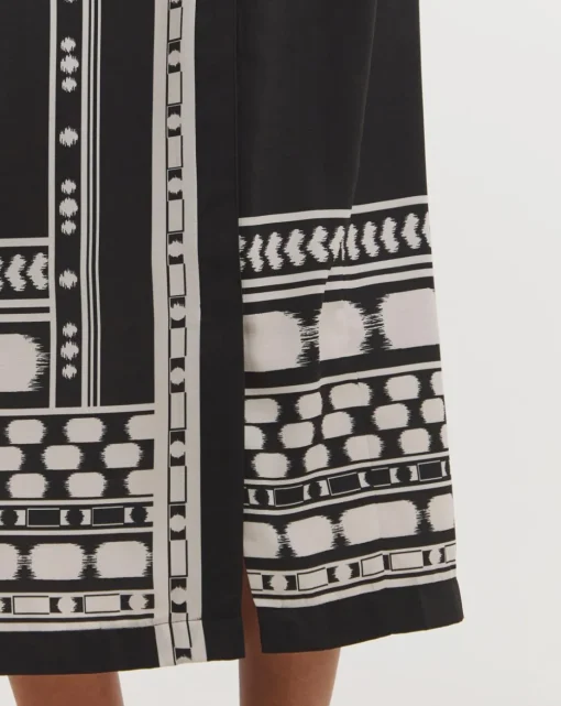 Black Print Pull On Column Midi Skirt