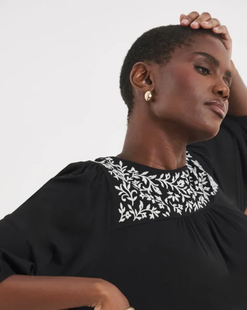 Floral Embroidered Blouson Longline Top