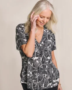 Julipa Printed Crinkle Short Sleeve Top