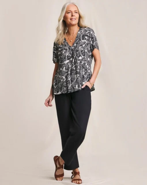 Julipa Printed Crinkle Short Sleeve Top