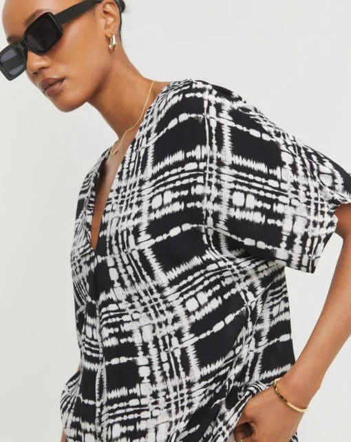 Printed Crinkle Tunic Top