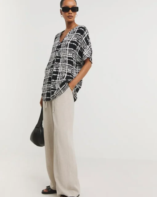 Printed Crinkle Tunic Top