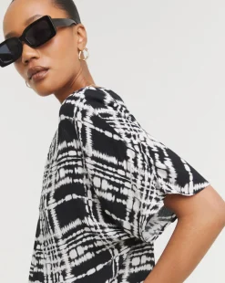 Printed Crinkle Tunic Top