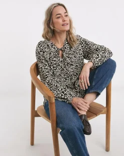 Tie Detail Ruched Long Sleeve Blouse - Mono Print