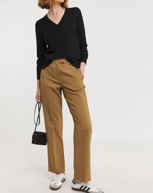 V Neck Jumper