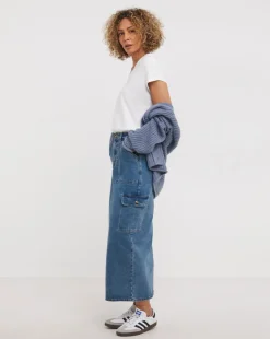 White Basic V-Neck Short Sleeve T-Shirt